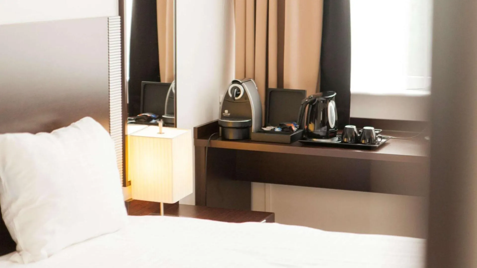 ***  Hotel Des Colonies Brussels By Mercure Saint-Josse-ten-Noode Belgique